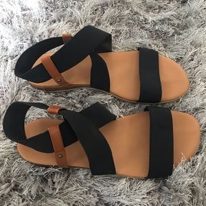 Kenzie sandals